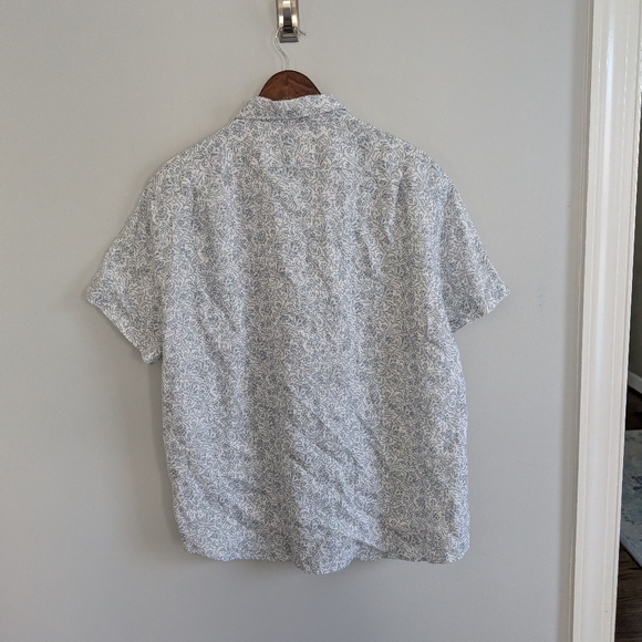 Men's J.Crew Linen Cotton Blend White Floral Light Blue XXL Short Sleeve - Picture 2 of 5